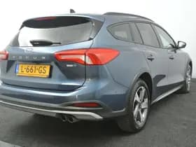 Ford Focus thumbnail 2