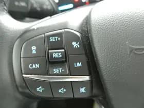 Ford Focus thumbnail 32