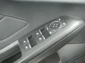 Ford Focus thumbnail 35