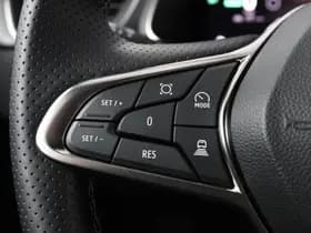 Renault Captur thumbnail 24