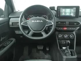 Dacia Sandero Stepway thumbnail 3