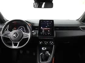 Renault Clio thumbnail 3