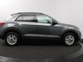 Volkswagen T-Roc thumbnail 12