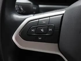 Volkswagen T-Roc thumbnail 26