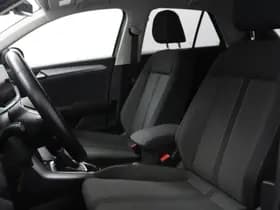 Volkswagen T-Roc thumbnail 7