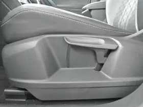 Volkswagen Tiguan thumbnail 11