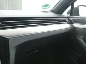 Volkswagen Passat thumbnail 15