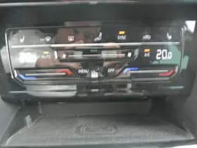 Volkswagen Passat thumbnail 31