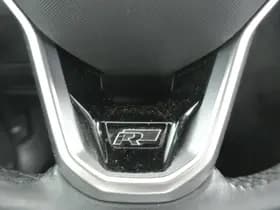 Volkswagen Passat thumbnail 36