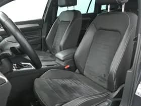 Volkswagen Passat thumbnail 8
