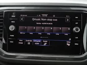 Volkswagen T-Roc thumbnail 21