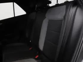 Volkswagen T-Roc thumbnail 9