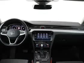 Volkswagen Passat thumbnail 3
