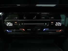 Volkswagen Passat thumbnail 21