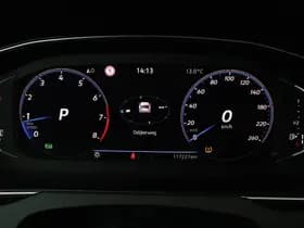 Volkswagen Passat thumbnail 4