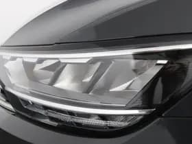 Volkswagen Passat thumbnail 33