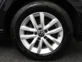 Volkswagen Passat thumbnail 33