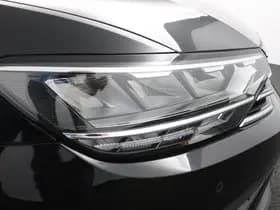 Volkswagen Passat thumbnail 36