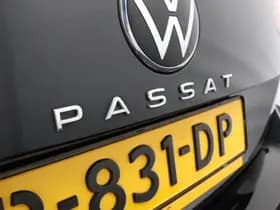 Volkswagen Passat thumbnail 37
