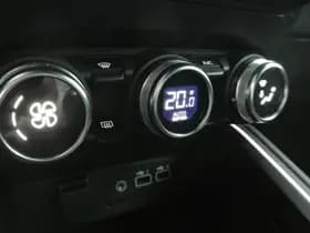 Renault Clio thumbnail 26