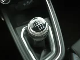Renault Clio thumbnail 27