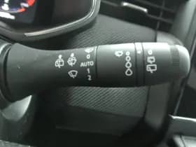 Renault Clio thumbnail 33