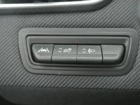 Renault Clio thumbnail 36