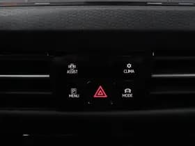Volkswagen Golf thumbnail 29