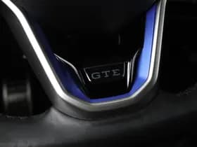 Volkswagen Golf thumbnail 38