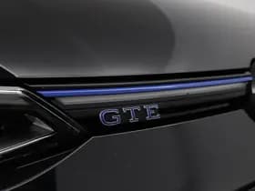 Volkswagen Golf thumbnail 42