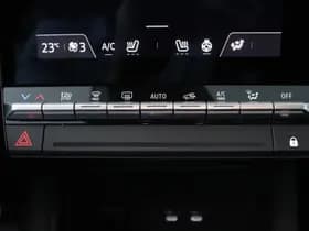 Renault Captur thumbnail 19
