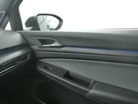 Volkswagen Golf thumbnail 14