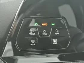 Volkswagen Golf thumbnail 30