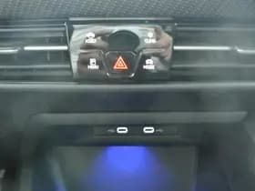 Volkswagen Golf thumbnail 31