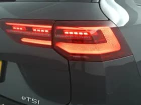 Volkswagen Golf thumbnail 39