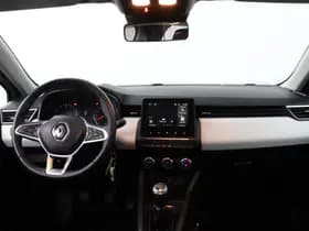 Renault Clio thumbnail 3