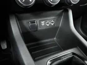 Renault Clio thumbnail 22