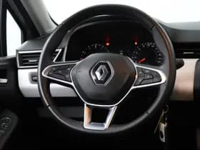 Renault Clio thumbnail 24