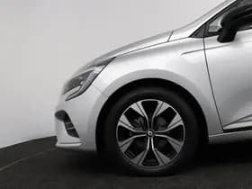 Renault Clio thumbnail 38