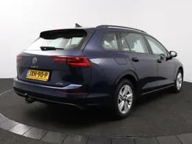 Volkswagen Golf thumbnail 2