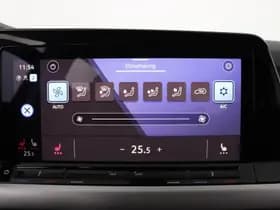 Volkswagen Golf thumbnail 25