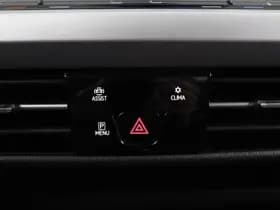 Volkswagen Golf thumbnail 30