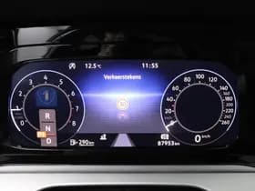 Volkswagen Golf thumbnail 4