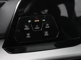 Volkswagen Golf thumbnail 31