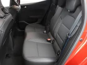 Renault Clio thumbnail 12