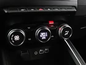 Renault Clio thumbnail 18