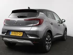 Renault Captur thumbnail 2