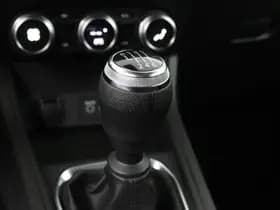 Renault Captur thumbnail 16
