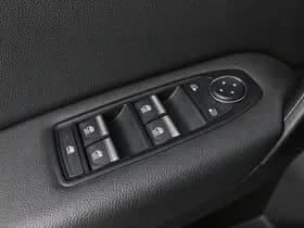 Renault Captur thumbnail 25