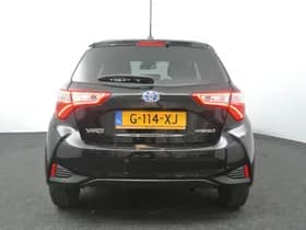 Toyota Yaris thumbnail 12